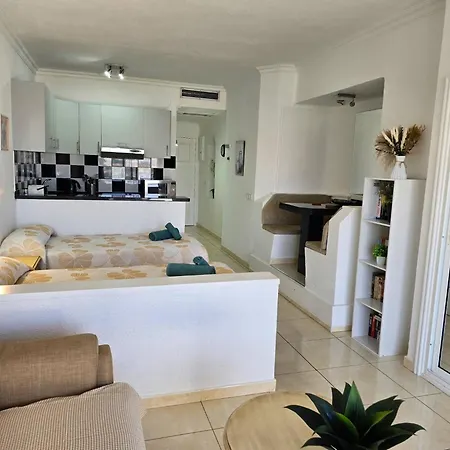 Atlantic View By Helloapartments Appartamento Costa Adeje (Tenerife)